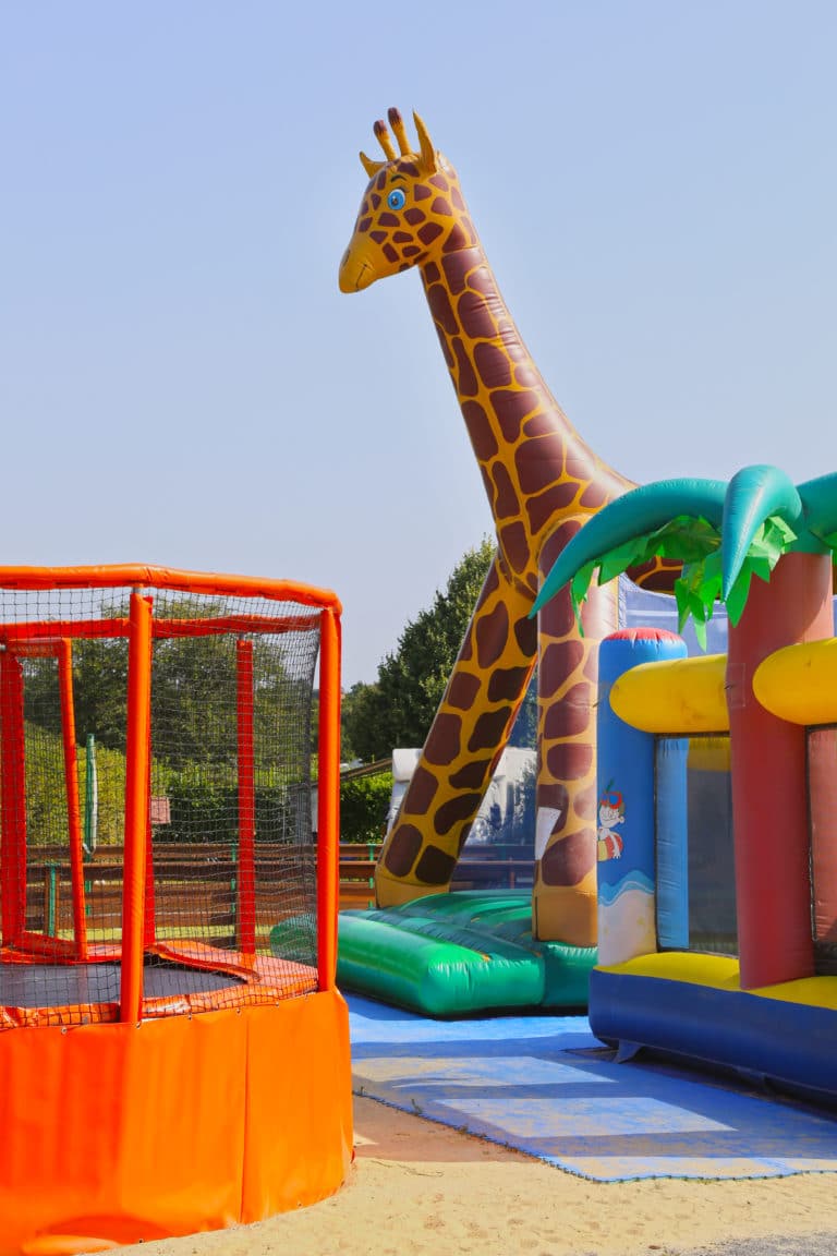 Camping opblaasbare met kinderclub in Normandië