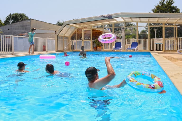 piscine avec animations du camping